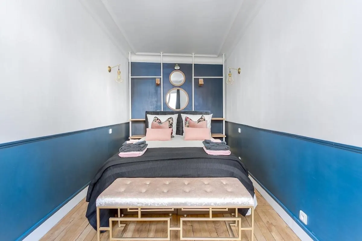 Apartment V3 Vibrant Stay Luxurious Stay Steps From Trocadero Paris