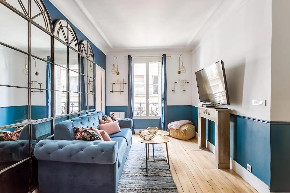 Apartment V3 Vibrant Stay Luxurious Stay Steps From Trocadero Paris